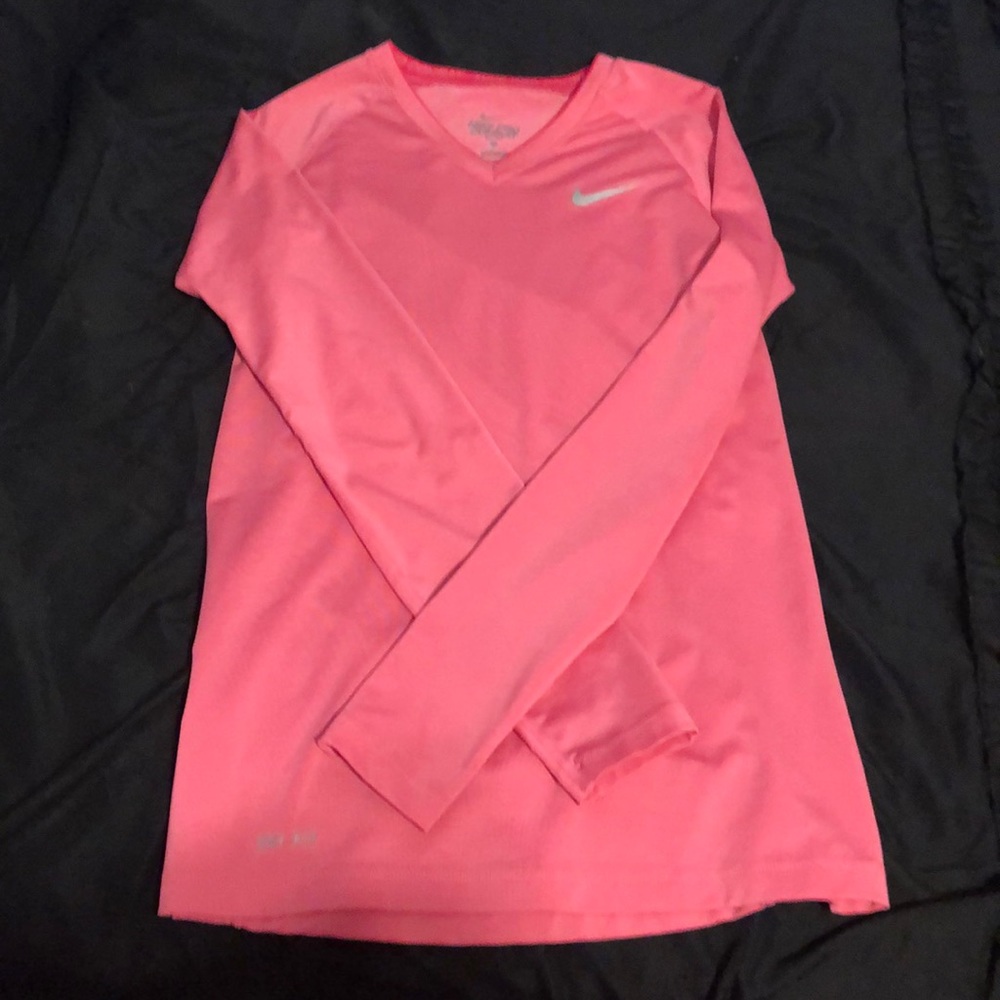 Nike dry-fit shirt - Picture 1 of 2